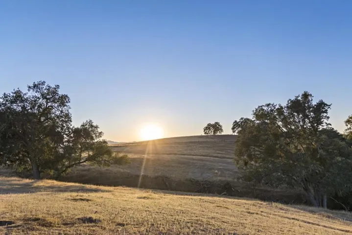, Bradley, California 93426