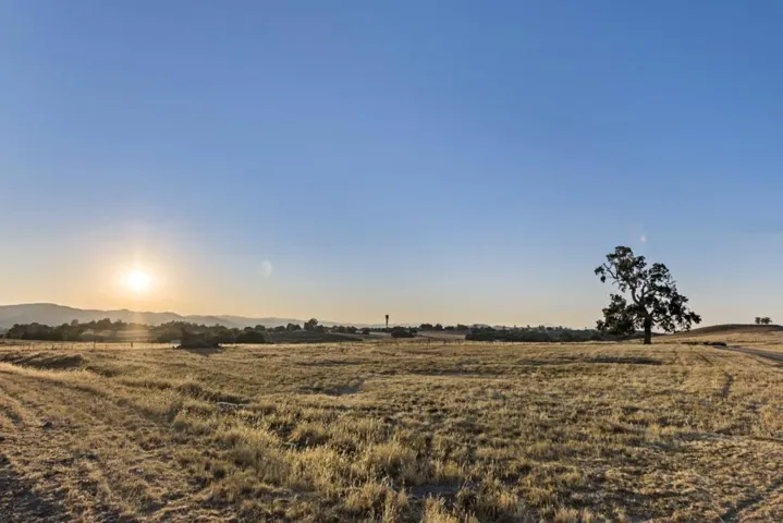 , Bradley, California 93426