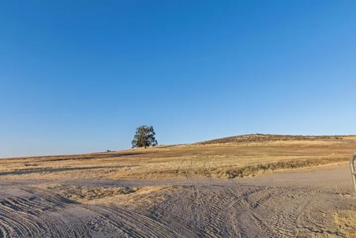 , Bradley, California 93426
