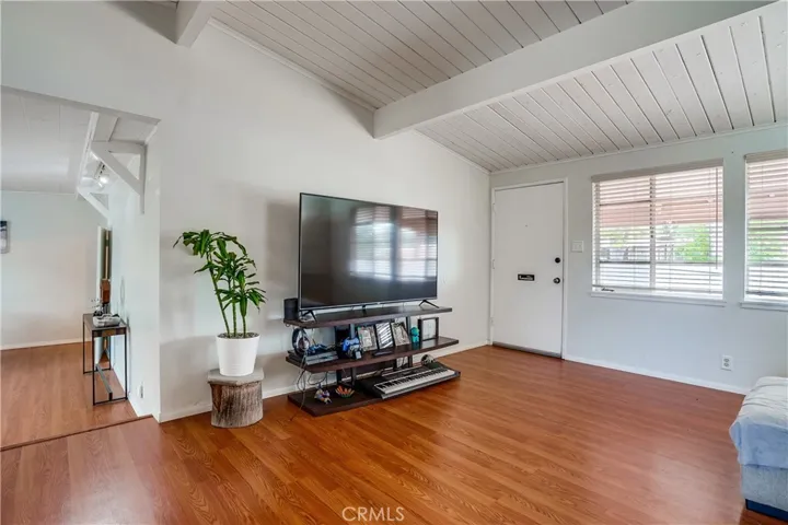 8515 Matilija Avenue, Panorama City, California 91402