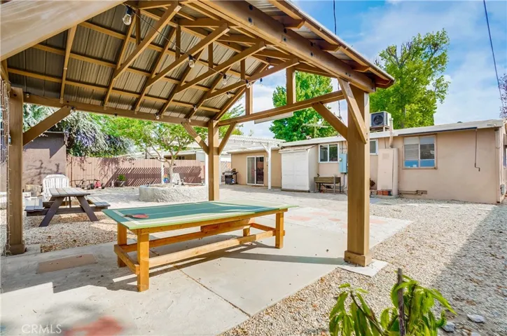 8515 Matilija Avenue, Panorama City, California 91402