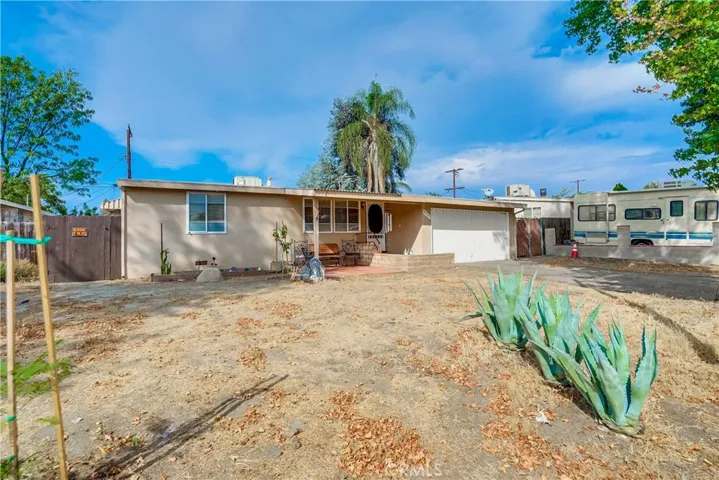 8515 Matilija Avenue, Panorama City, California 91402
