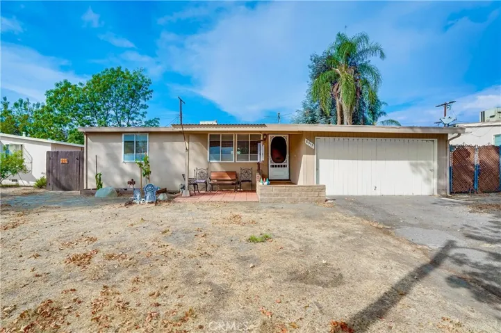 8515 Matilija Avenue, Panorama City, California 91402