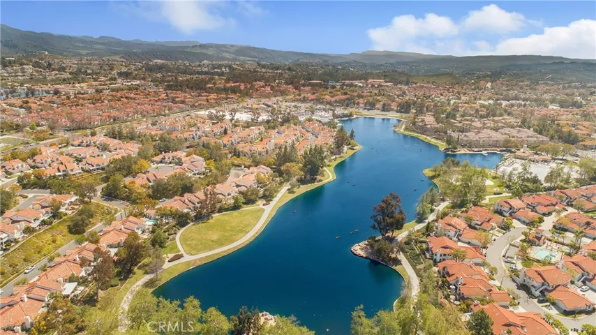 Scenic mountain views in one of the safest cities!