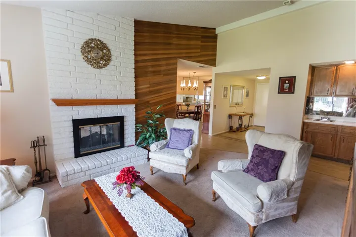 2186 Redwood Drive, Hemet, California 92545
