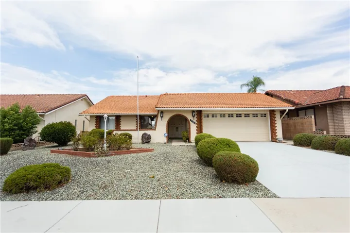 2186 Redwood Drive, Hemet, California 92545