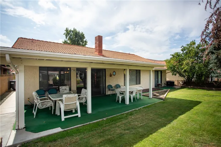 2186 Redwood Drive, Hemet, California 92545
