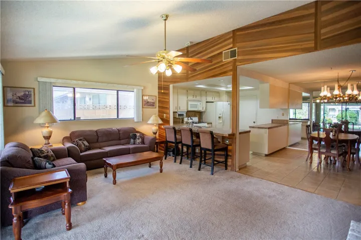 2186 Redwood Drive, Hemet, California 92545