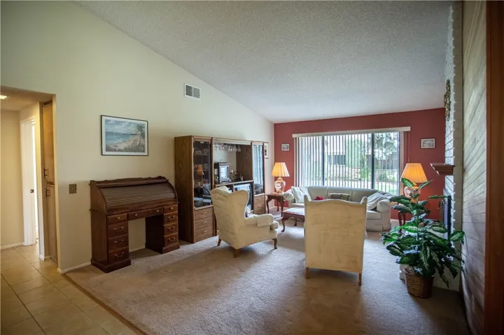 2186 Redwood Drive, Hemet, California 92545