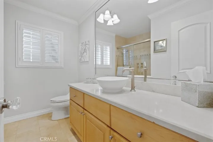 17881 Oldglen Lane, Huntington Beach, California 92649