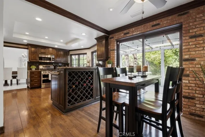 17881 Oldglen Lane, Huntington Beach, California 92649