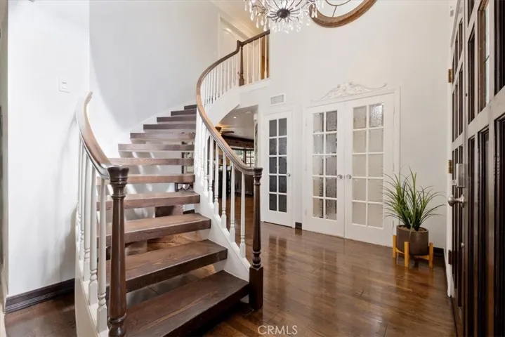 17881 Oldglen Lane, Huntington Beach, California 92649