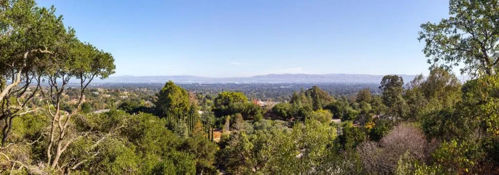 , Los Altos Hills, California 94024