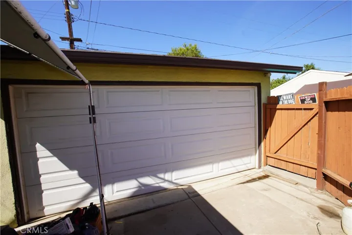 2-car Garage!