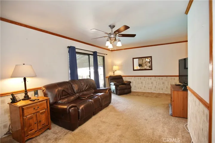 Spacious Living Room!