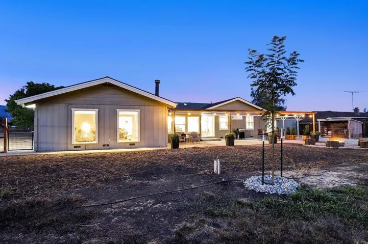 , Gilroy, California 95020