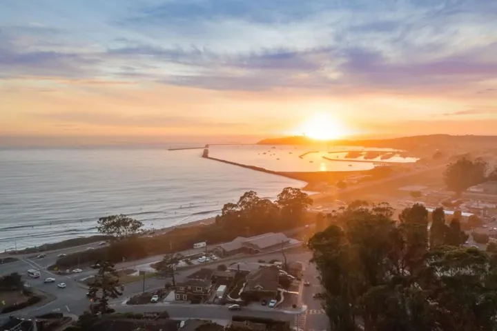 , None, California 94018