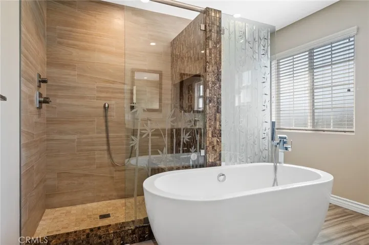 609 Elvira Avenue B, Redondo Beach, California 90277