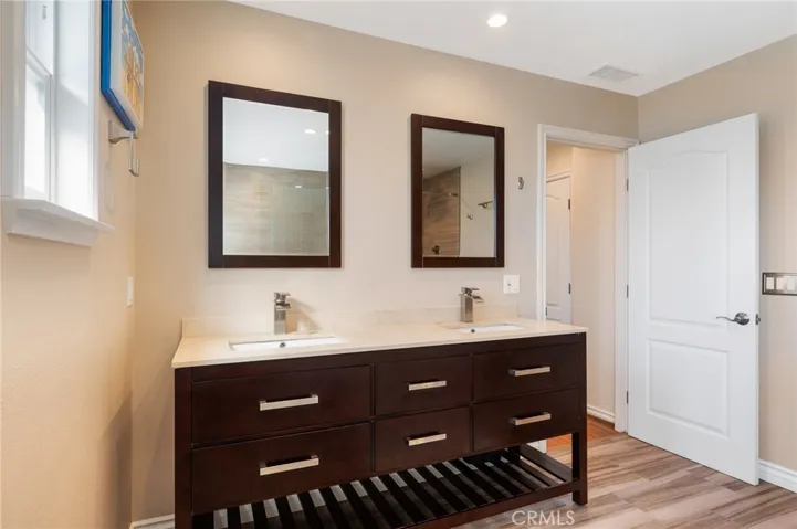 609 Elvira Avenue B, Redondo Beach, California 90277