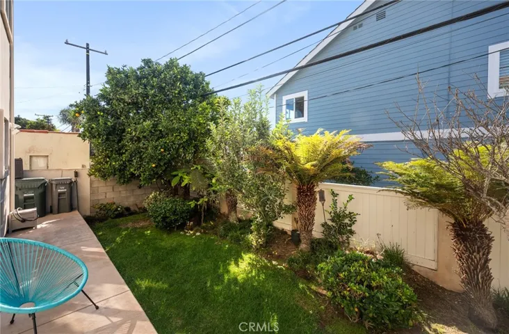 609 Elvira Avenue B, Redondo Beach, California 90277