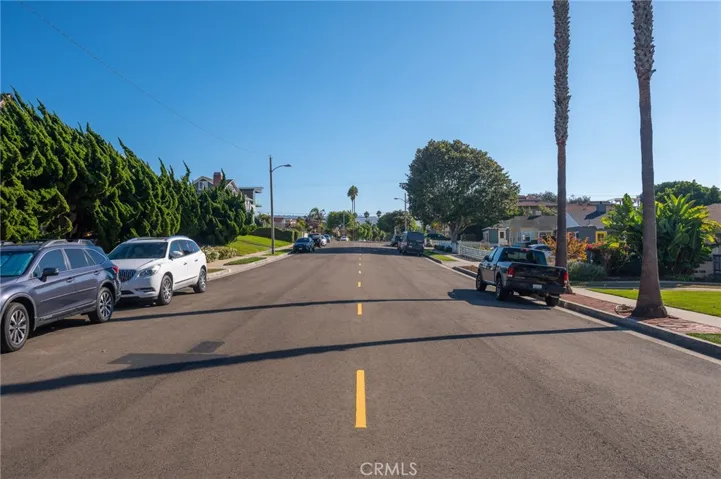 609 Elvira Avenue B, Redondo Beach, California 90277