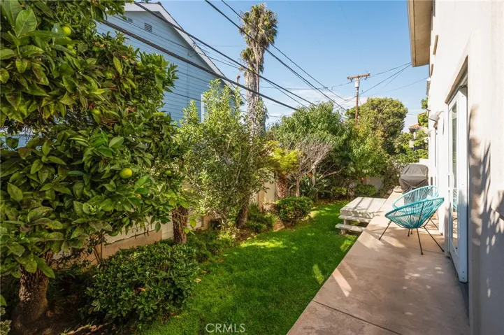 609 Elvira Avenue B, Redondo Beach, California 90277