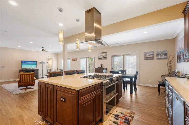 609 Elvira Avenue B, Redondo Beach, California 90277