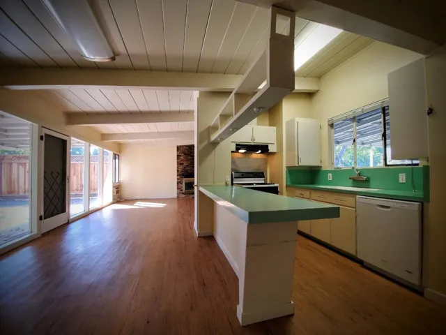 , Sunnyvale, California 94085