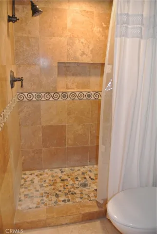 Shower in the master en-suite