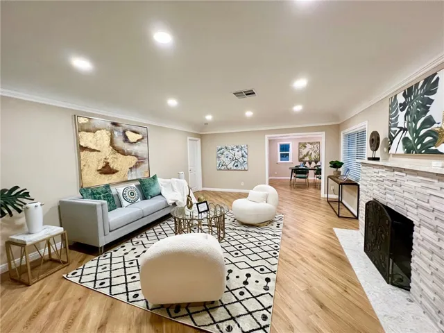 70 N Craig Avenue, Pasadena, California 91107