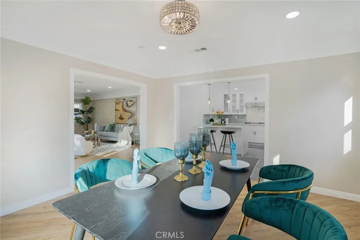 70 N Craig Avenue, Pasadena, California 91107