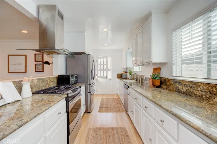 4902 Cadison Street, Torrance, California 90503