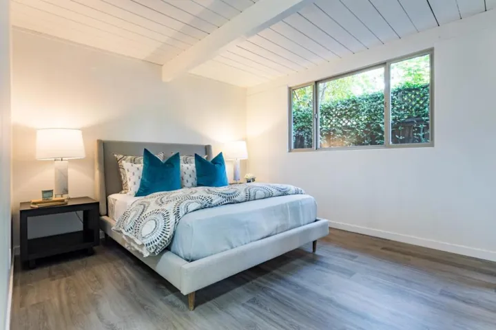 , Mountain View, California 94043