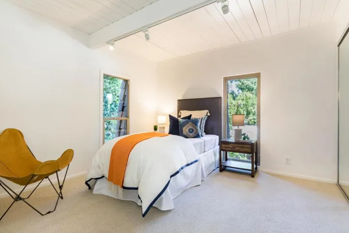 , Mountain View, California 94043