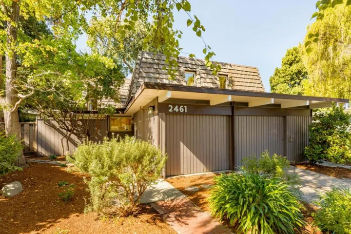 , Mountain View, California 94043