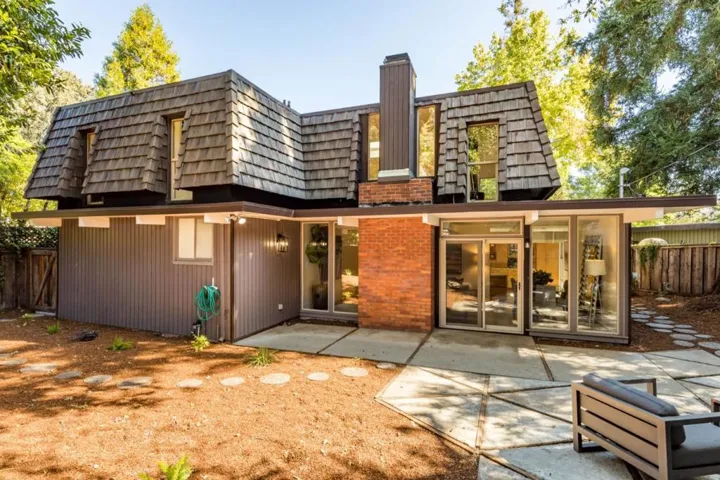 , Mountain View, California 94043