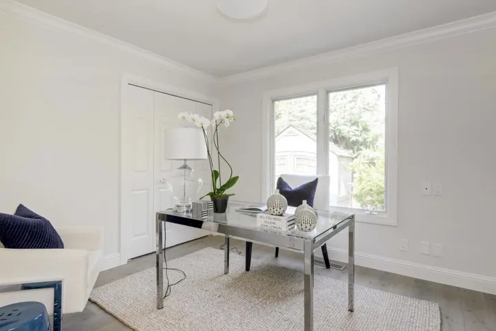 , Los Altos, California 94022