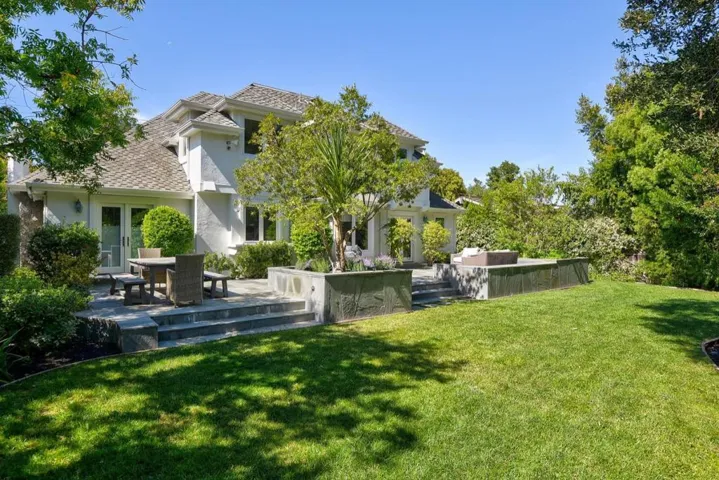 , Los Altos, California 94022