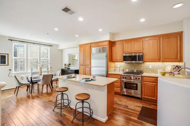 , Santa Clara, California 95054