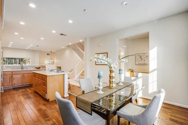 , Santa Clara, California 95054