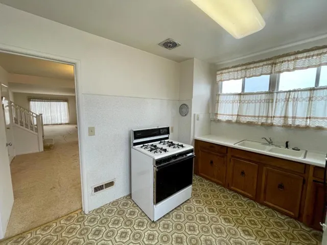 , Daly City, California 94015