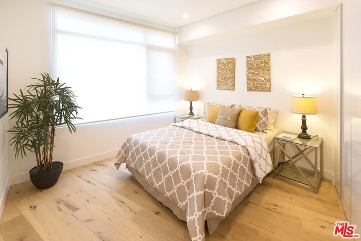 938 S Orange Grove Avenue 205, Los Angeles, California 90036