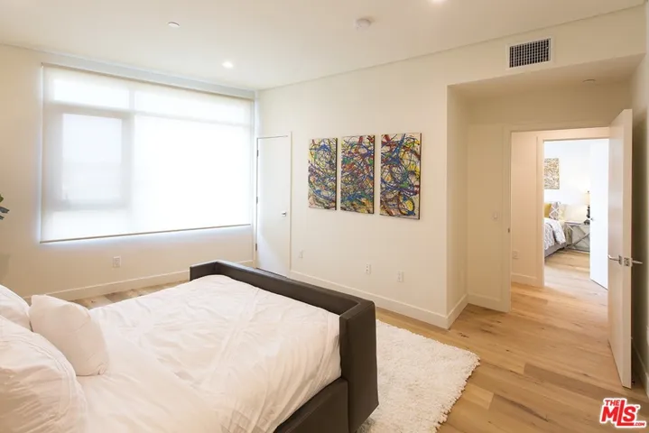 938 S Orange Grove Avenue 205, Los Angeles, California 90036