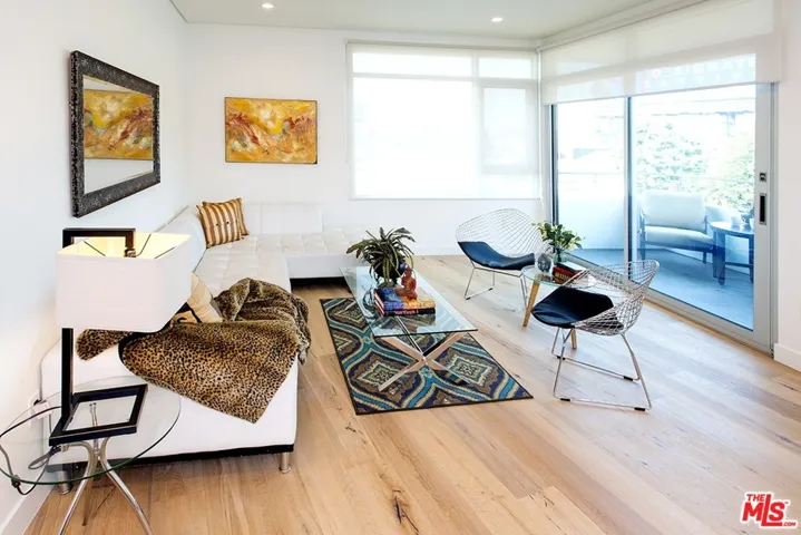 938 S Orange Grove Avenue 205, Los Angeles, California 90036