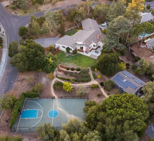 , Los Altos Hills, California 94022