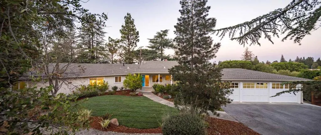 , Los Altos Hills, California 94022