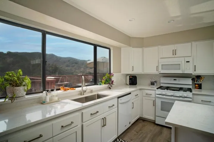 , Salinas, California 93908