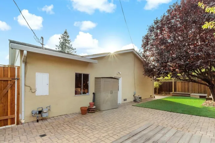 , Redwood City, California 94061
