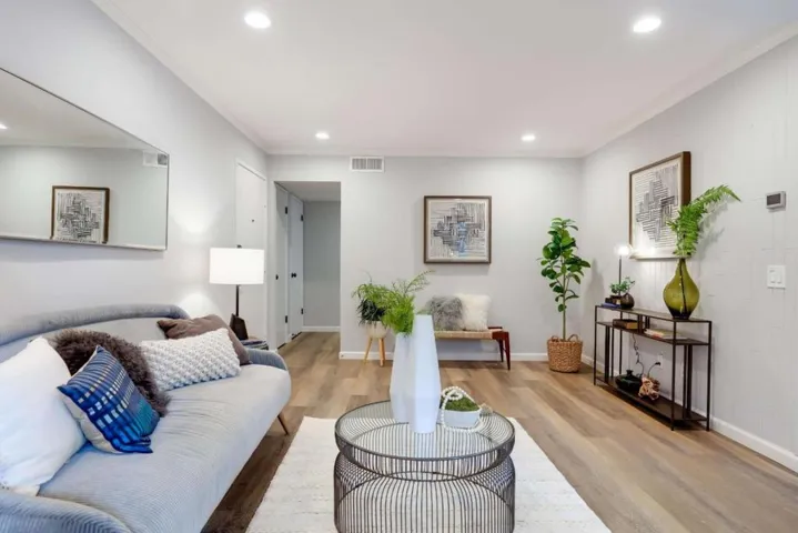 , Palo Alto, California 94303