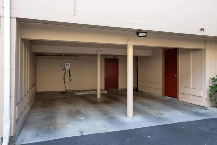 , Palo Alto, California 94303